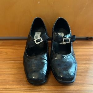 Vintage black mary janes
